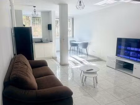 charmant duplex f2 climatisé rv salée (petit bourg)