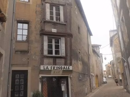 bar 200 m² confolens