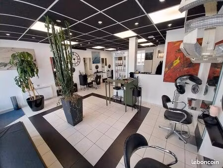 fonds de commerce coiffure 46 m²