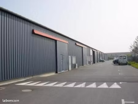 local d'activité 225m2 à grentheville