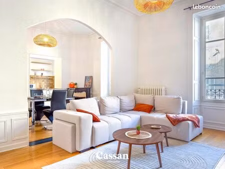 appartement 3 pièces 92 m²