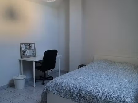 à louer – appartement meublé t2 en duplex – centre de falaise