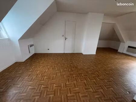 studio 1 pièce 25 m²