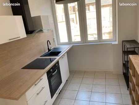 f2 de 39m2 rénové en centre ville