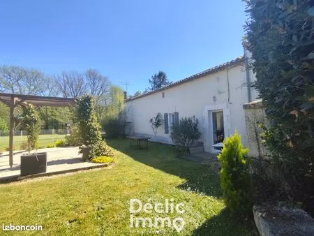 maison 8 pièces 143 m²