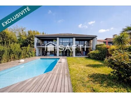 maison d'architecte à vendre dans le quartier jean-moulin