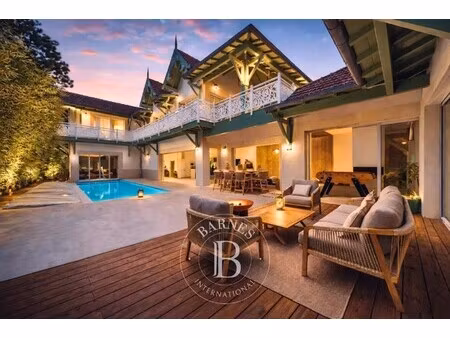 villa de luxe à vendre dans le quartier saint ferdinand