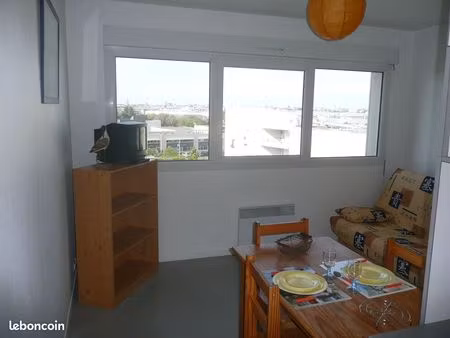 studio libre 17 mai porte oceane sur les minimes