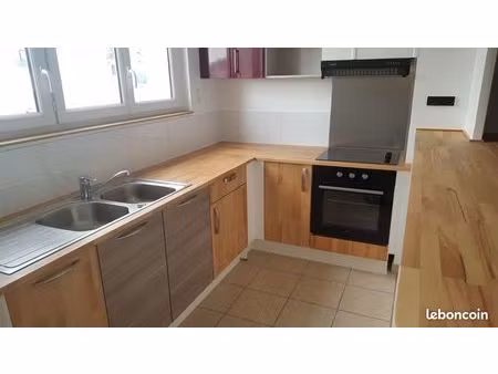 appartement 62m2  t4 traversant est-ouest  cuisine équipée  garage  parking privatif  très