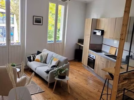 appartement t3 meublé 53 m² – saintes rive gauche – centre à 2 min