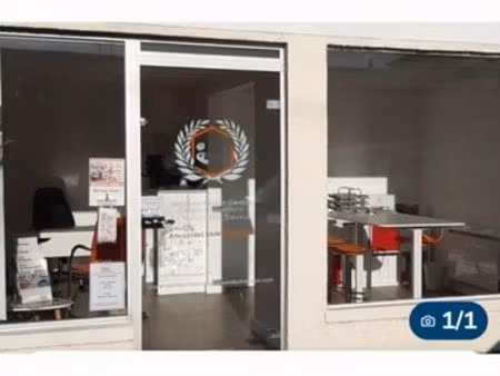 local commercial saintes