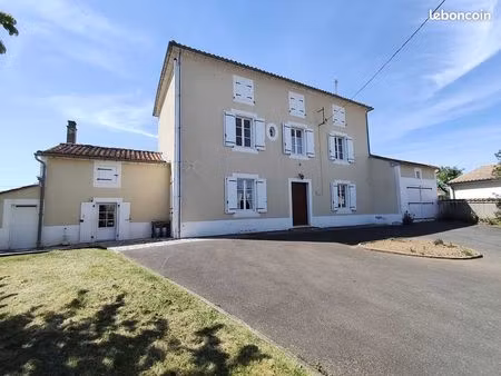 maison 7 pièces 159 m²