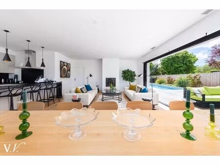 maison de luxe à vendre dans le quartier meyran