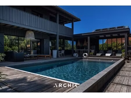 maison de luxe à vendre dans le quartier meyran