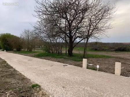 terrain 600 m² dompierre sur charente