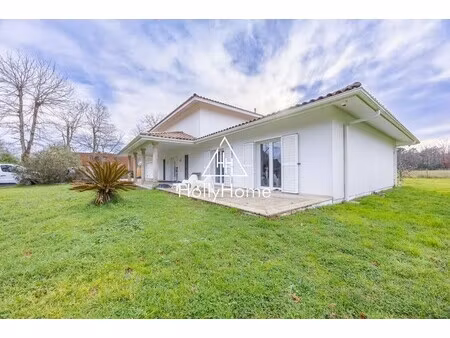maison de luxe à vendre dans le quartier nord des jalles
