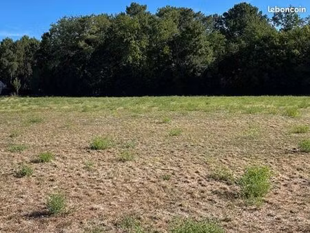 terrain 401 m² les mathes