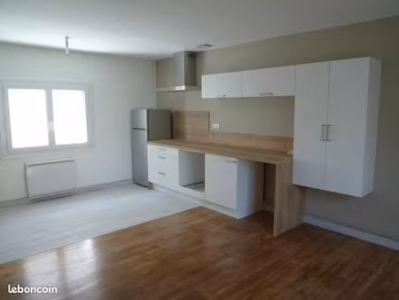 maison de type t2 sur cognac