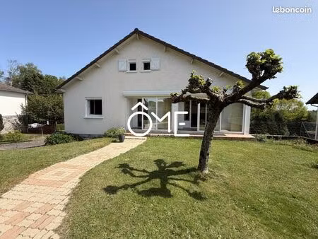 maison 6 pièces 149 m²