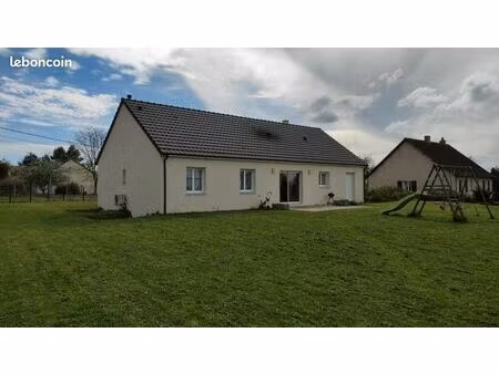 maison à louer de 138m² avec sous-sol sur nérondes