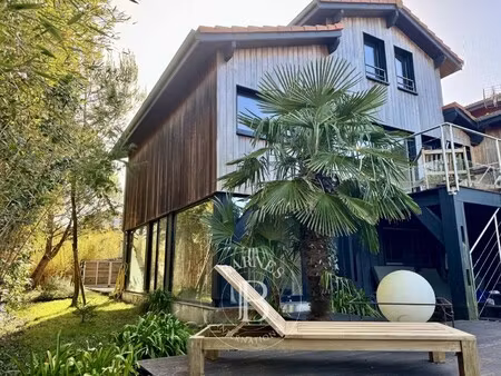 villa de luxe à vendre dans le quartier meyran