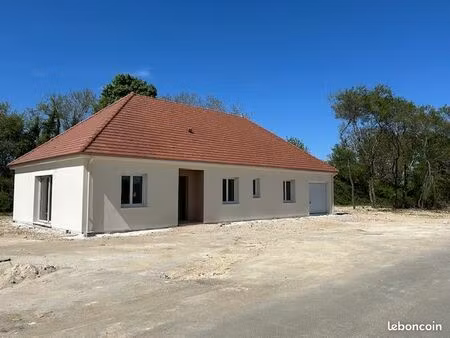 pavillon neuf sainte solange proche bourges