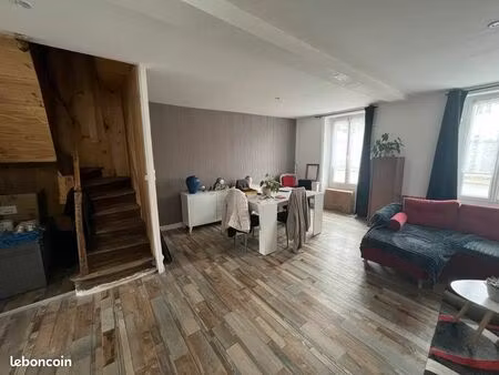 maison 5 pièces 93 m²