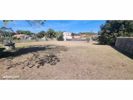 terrain à bâtir meschers 400m plage des nonnes calme