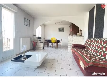 appartement avec balcon