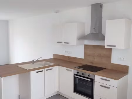 vends maison récente