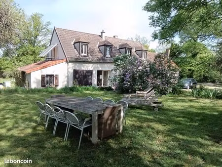 maison 8 pièces 131 m²