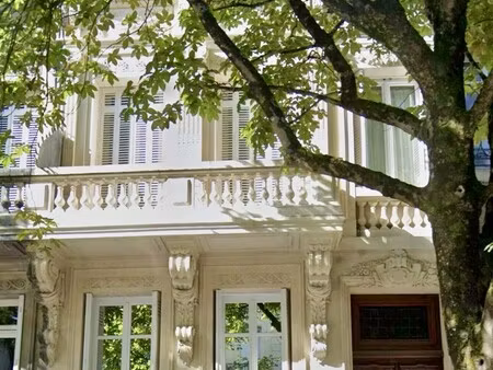 maison en pierre à vendre dans le quartier caudéran-barrière judaïque