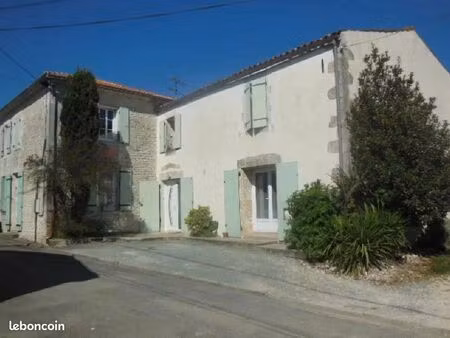 maison 7 pièces 230 m²