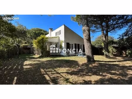 maison dans un cadre arboré à la menounière entre plage et forêt