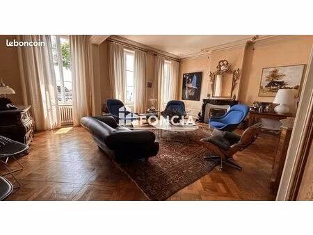 ? une demeure de caractère ?