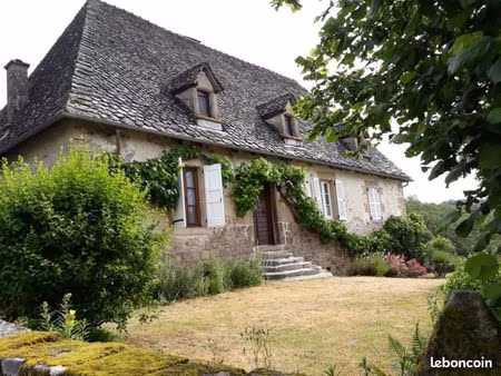 propriété 6 pièces 107 m²