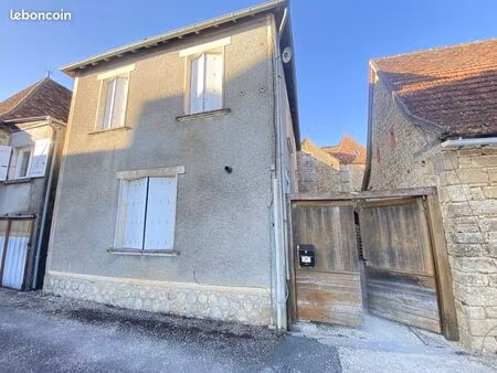 maison de village 5 pièces 90 m²