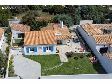 maison plain pied de 110 m2 avec 700 m2 de terrain