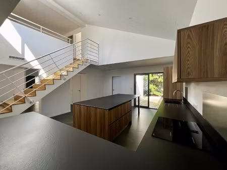 maison contemporaine à vendre dans le quartier jean-moulin