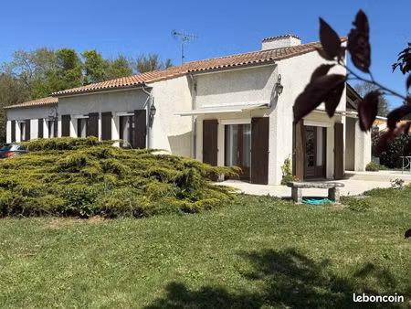 maison 6 pièces 185 m²