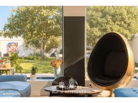 maison 7 pièces 235 m²