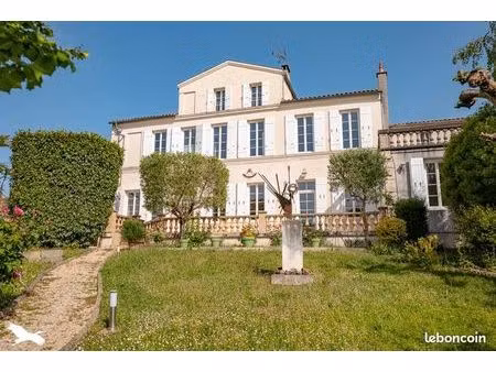 maison 6 pièces 200 m²