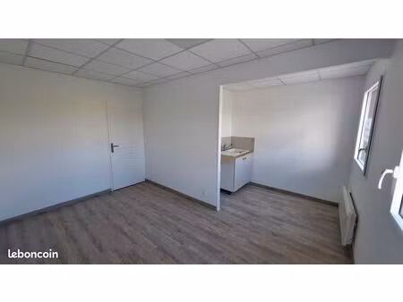 à louer bureau neuf 48 m2 – bureau/commerce/profession libérale