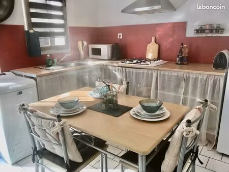 petite maison de ville meublée