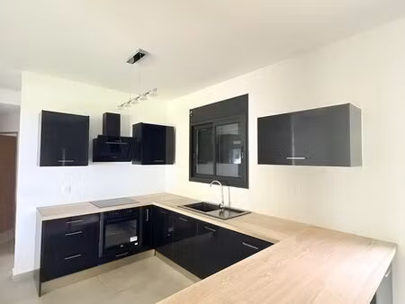 villa 4 pièces 106 m²