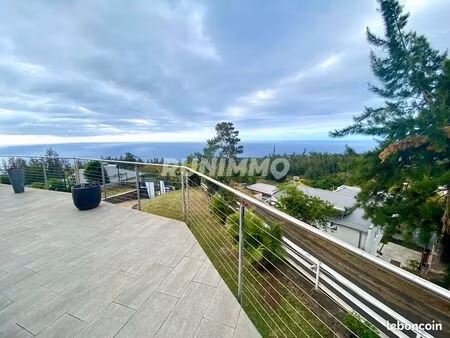 villa 5 pièces 190 m²