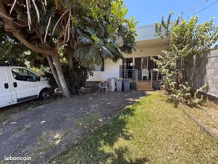 villa 4 pièces 60 m²