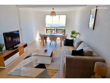 appartement 4 pièces - vue mer - -plateau cailloux