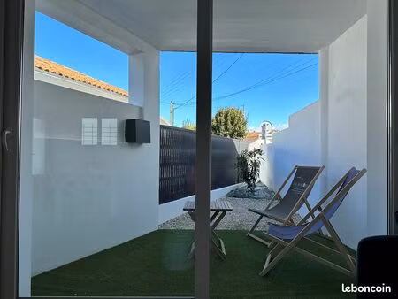 location maison t4 rénovée et meublé avec cour