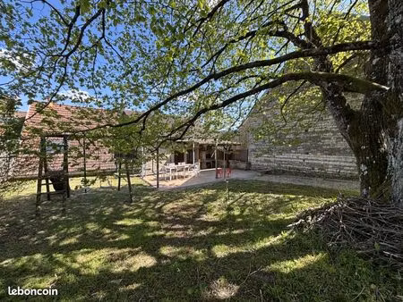 maison de village 7 pièces 180 m²